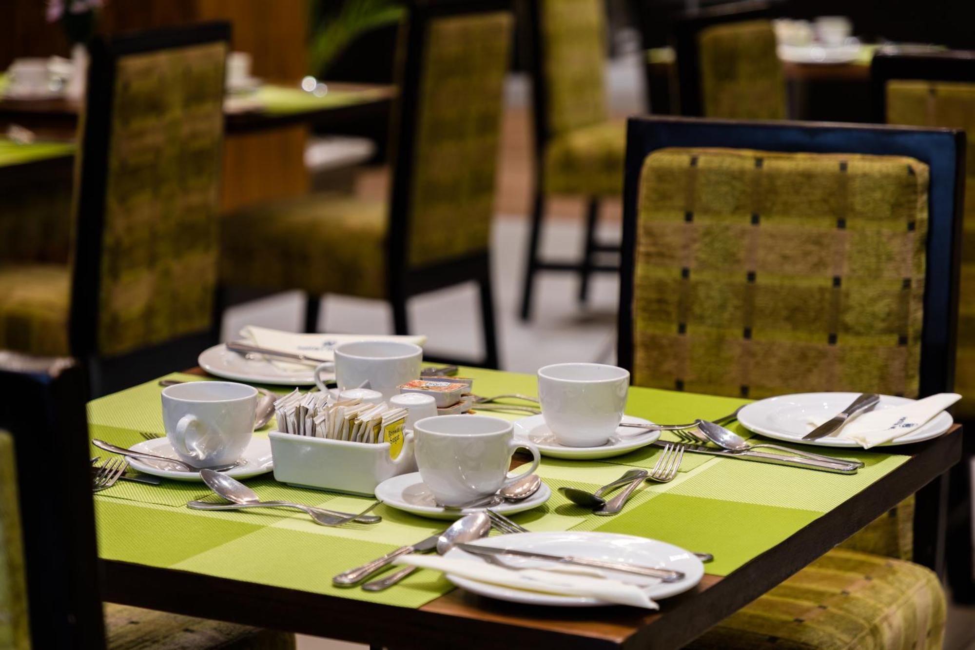 Protea Hotel By Marriott Benin City Select Emotan Exteriér fotografie