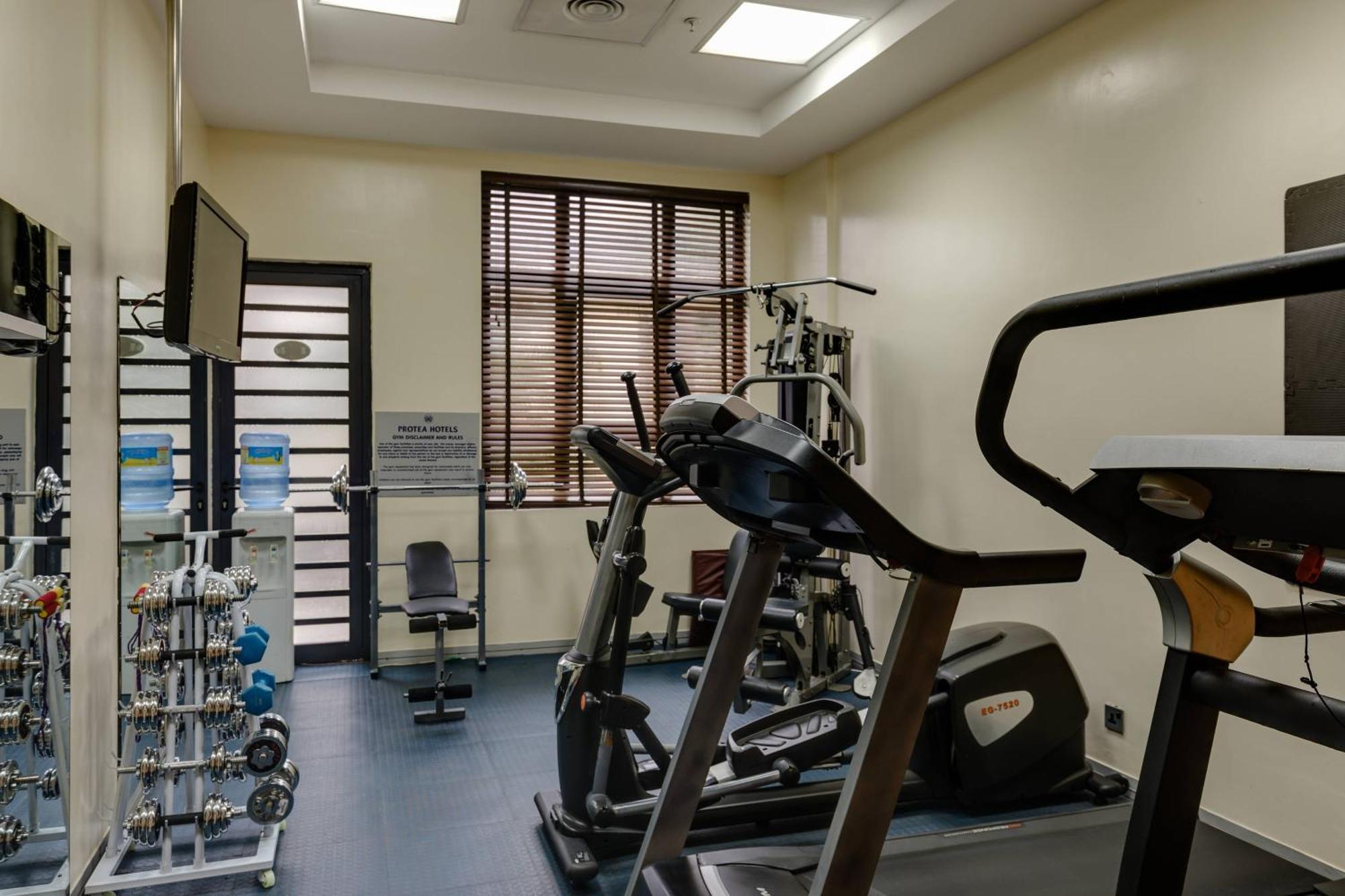 Protea Hotel By Marriott Benin City Select Emotan Exteriér fotografie